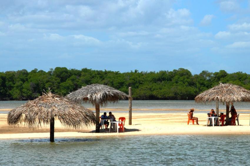 Oceano Azul Hospedagens A 50 M Da Orla-Passarela Do Caranguejo Villa Aracaju Eksteriør bilde